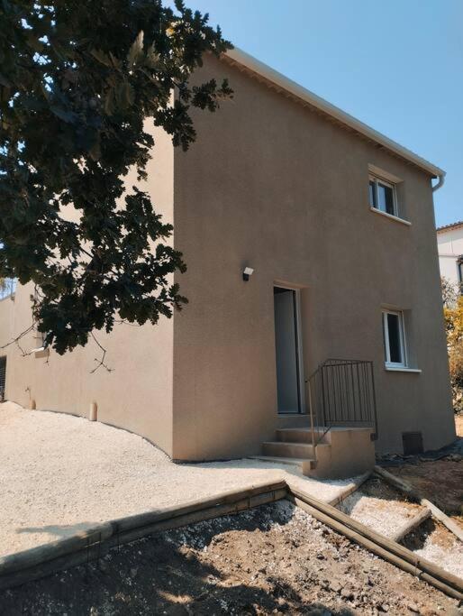 Charmante Maison Avec Jardin Aux Portes Des Gorges De L'Ardeche Saint-Julien-de-Peyrolas Bagian luar foto